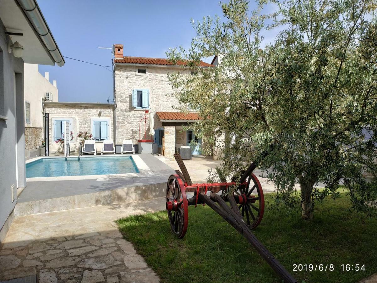 Holiday Home Peruski Exterior photo